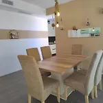 Nyaraló In Einem Spektakulaeren Olivenhain In Einer Ruhig By Interhome *