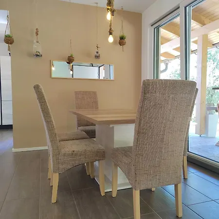 Nyaraló In Einem Spektakulaeren Olivenhain In Einer Ruhig By Interhome *