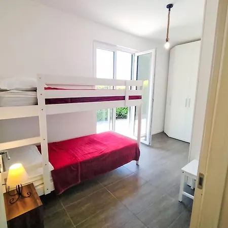 Nyaraló In Einem Spektakulaeren Olivenhain In Einer Ruhig By Interhome